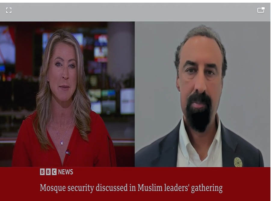 BBC News coverage of mosque security discussion at a Muslim leaders gathering in Birmingham